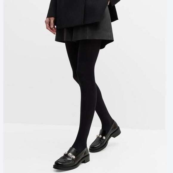 Stuart Weitzman Portia Bold Loafers Black Leather w Pearl Detail Size 8.5 Spain - Picture 1 of 14